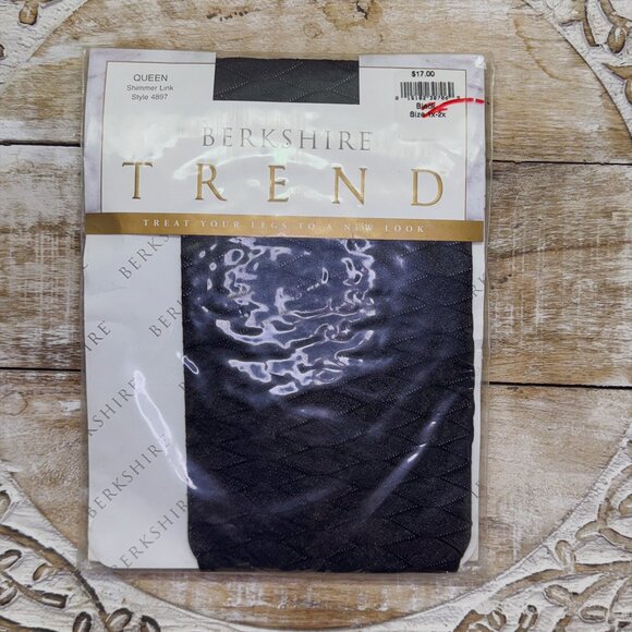 NWT Berkshire Trend Shimmer Link European Styling Legwear - Picture 1 of 5